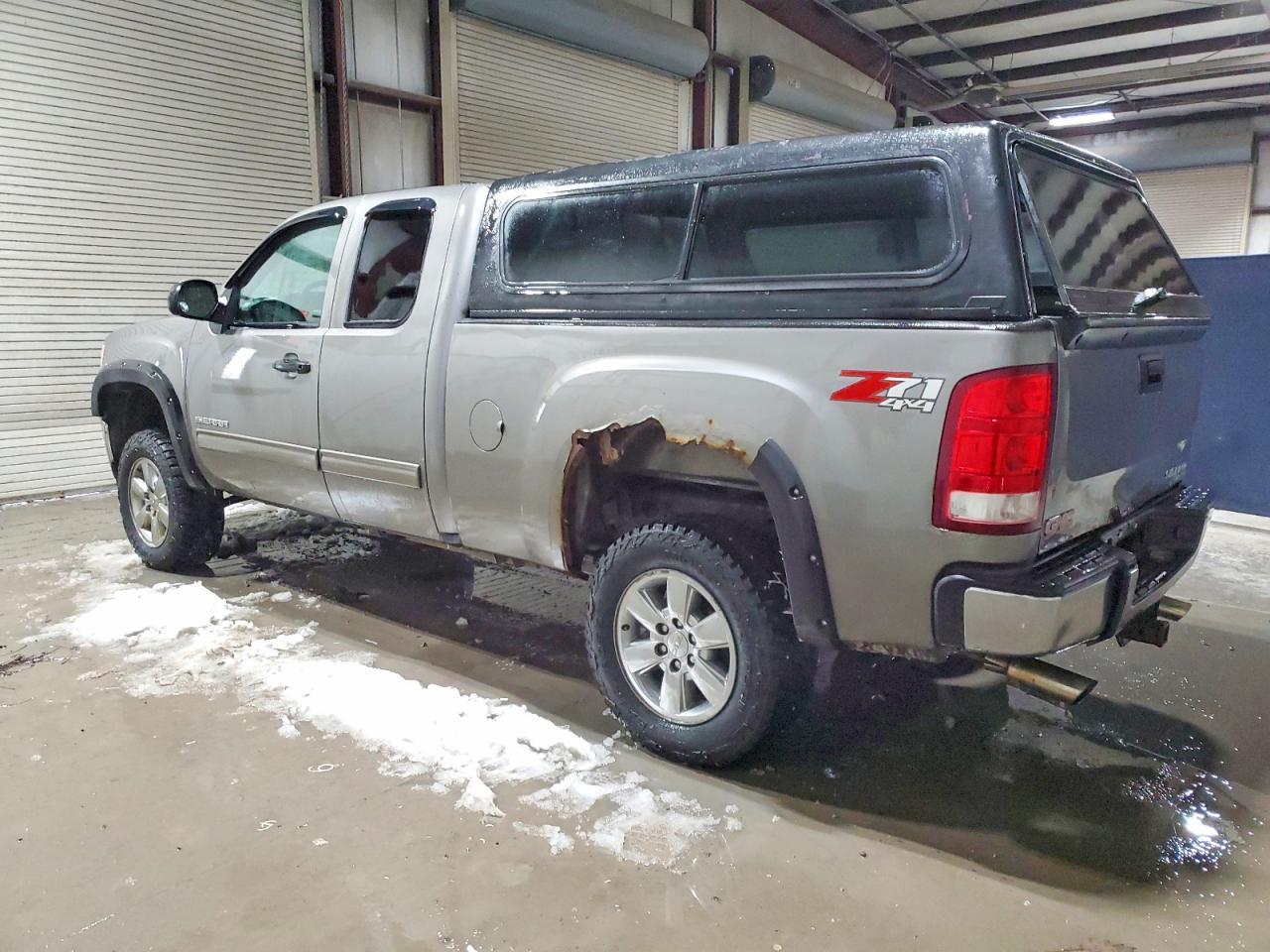 2013 GMC Sierra K1500 Sle - Image 2