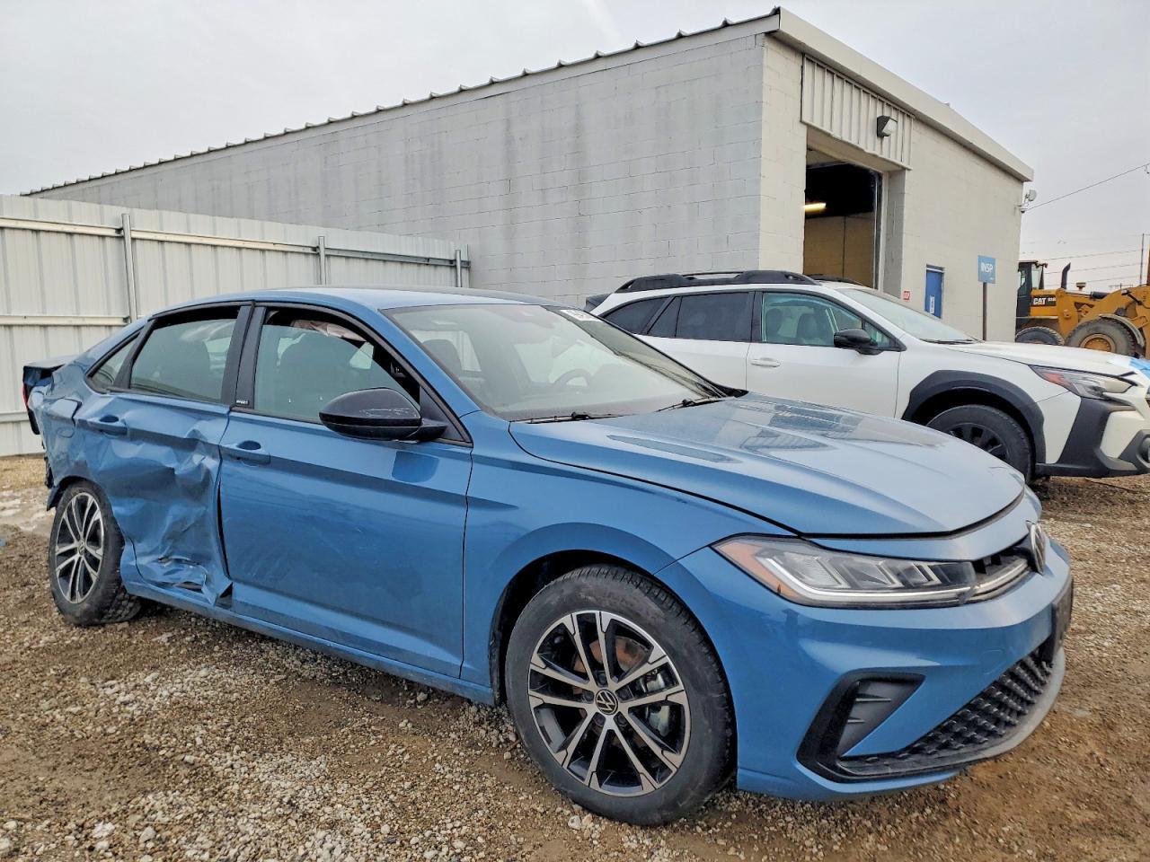 2025 Volkswagen Jetta Sport - Image 4