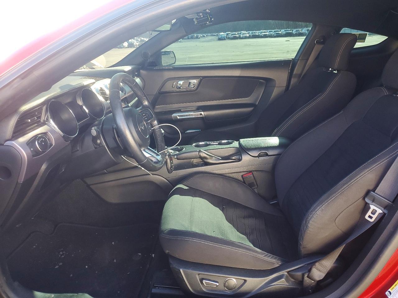 2016 Ford Mustang - Image 7