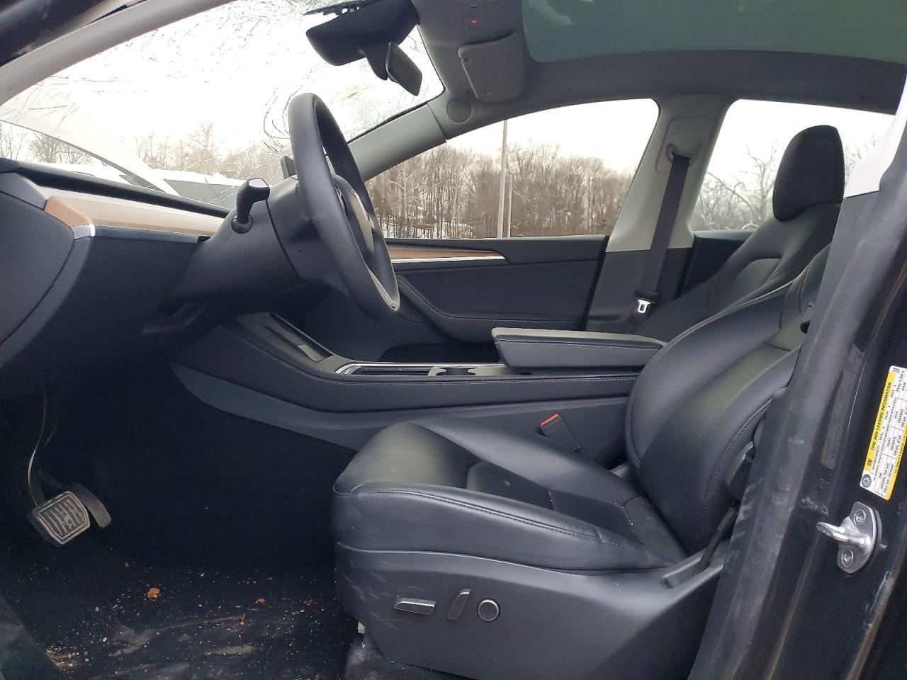 2024 Tesla Model Y - Фото 7