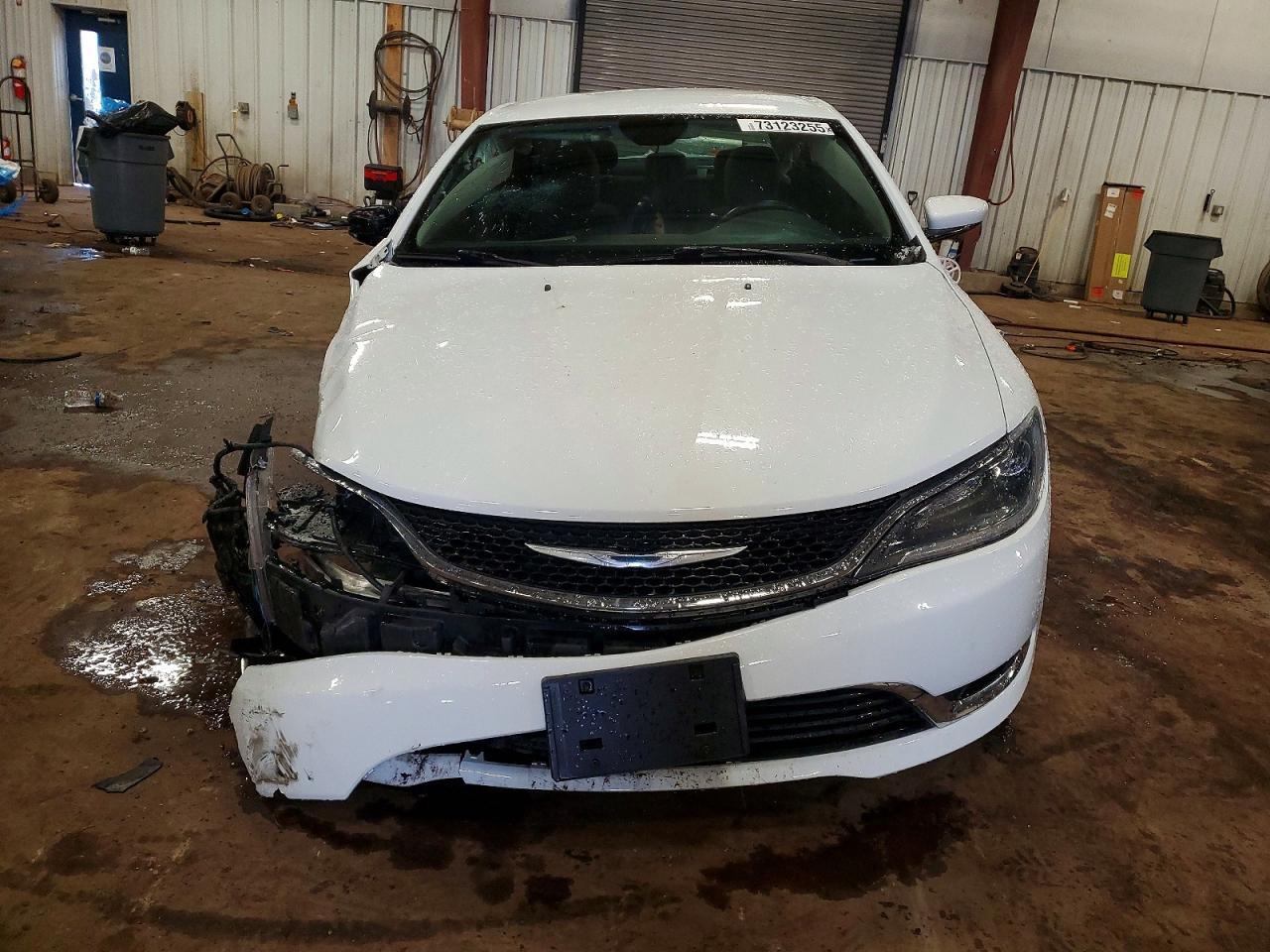 2015 Chrysler 200 Limited - Фото 5