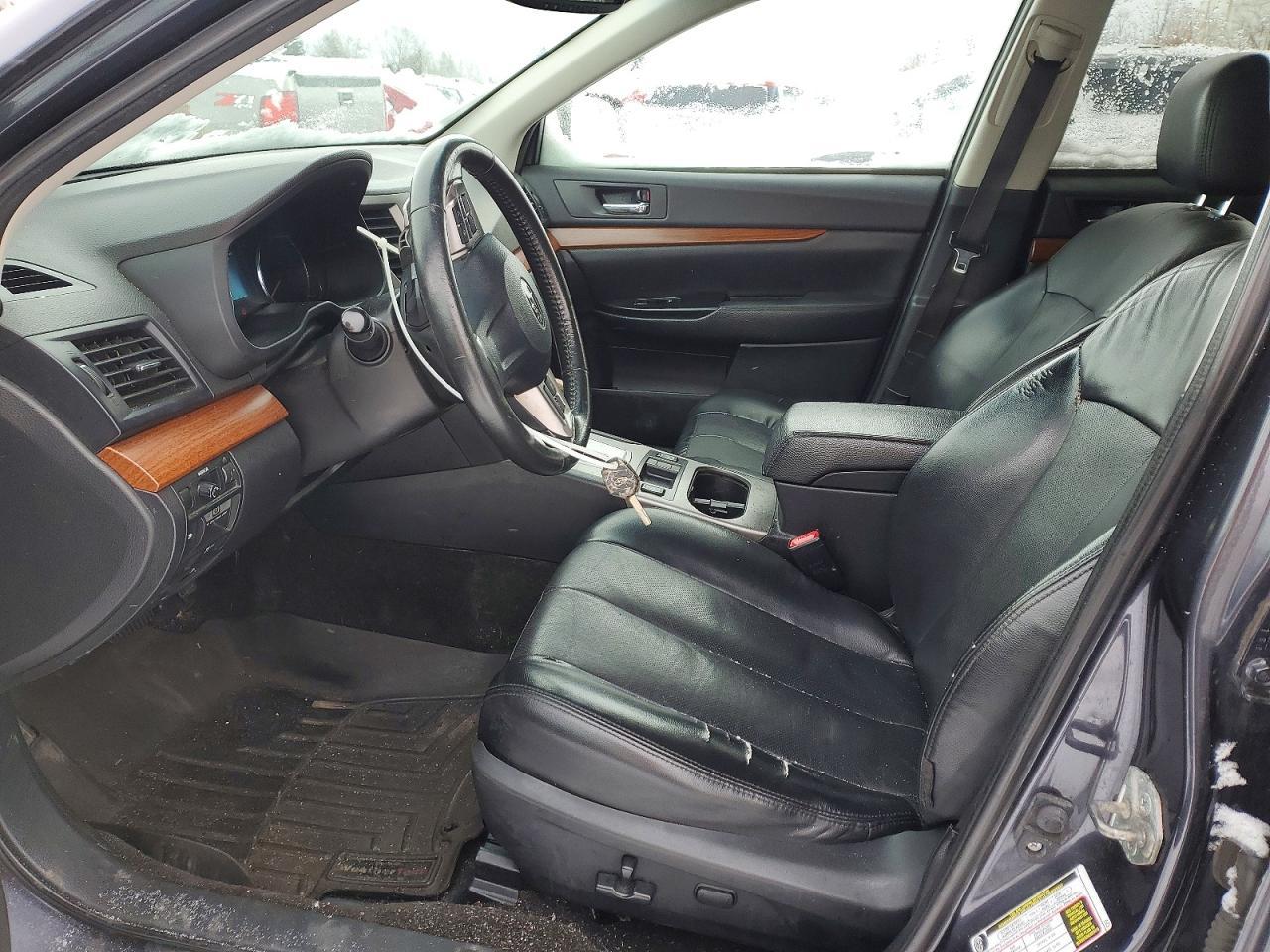 2013 Subaru Outback 2.5I Limited - Image 7