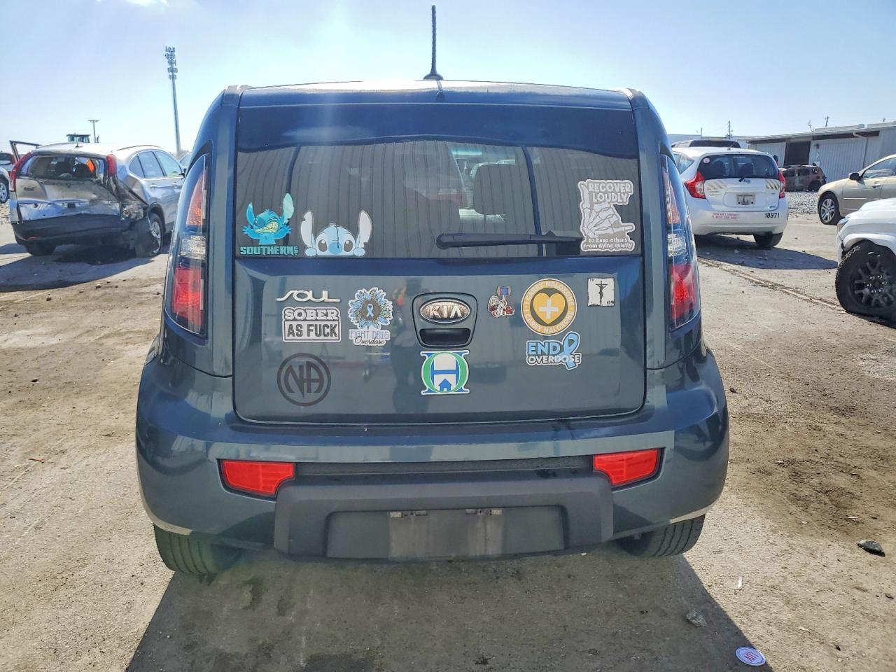 2011 Kia Soul + - Image 6