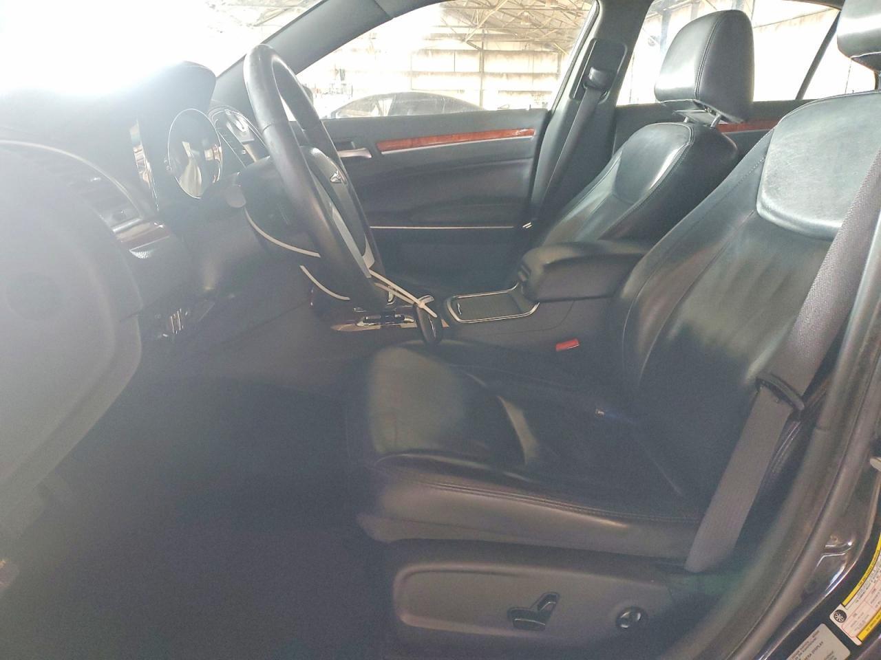 2014 Chrysler 300 - Фото 7