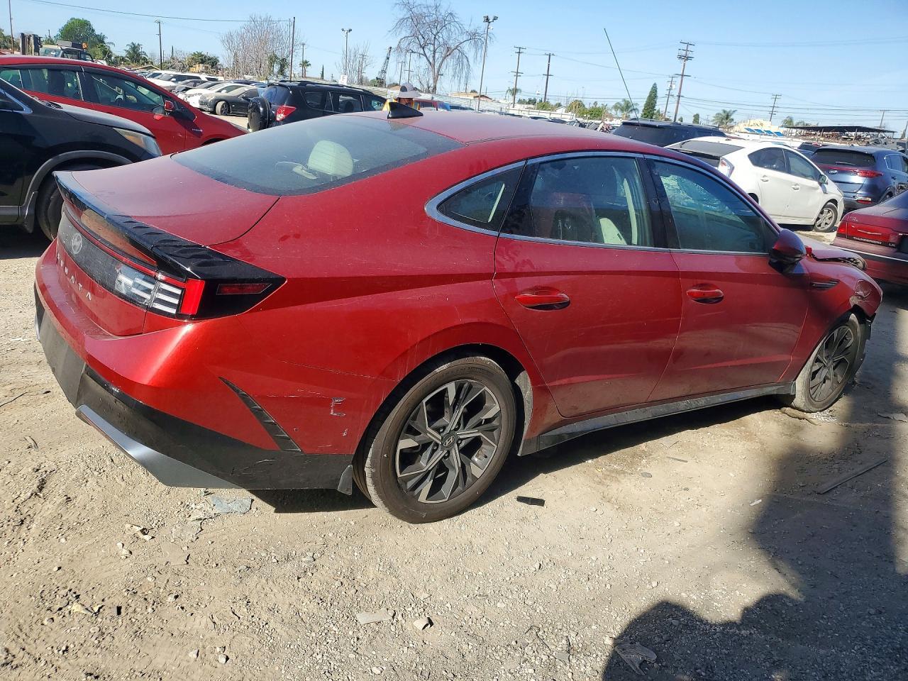 2024 Hyundai Sonata Sel - Image 3