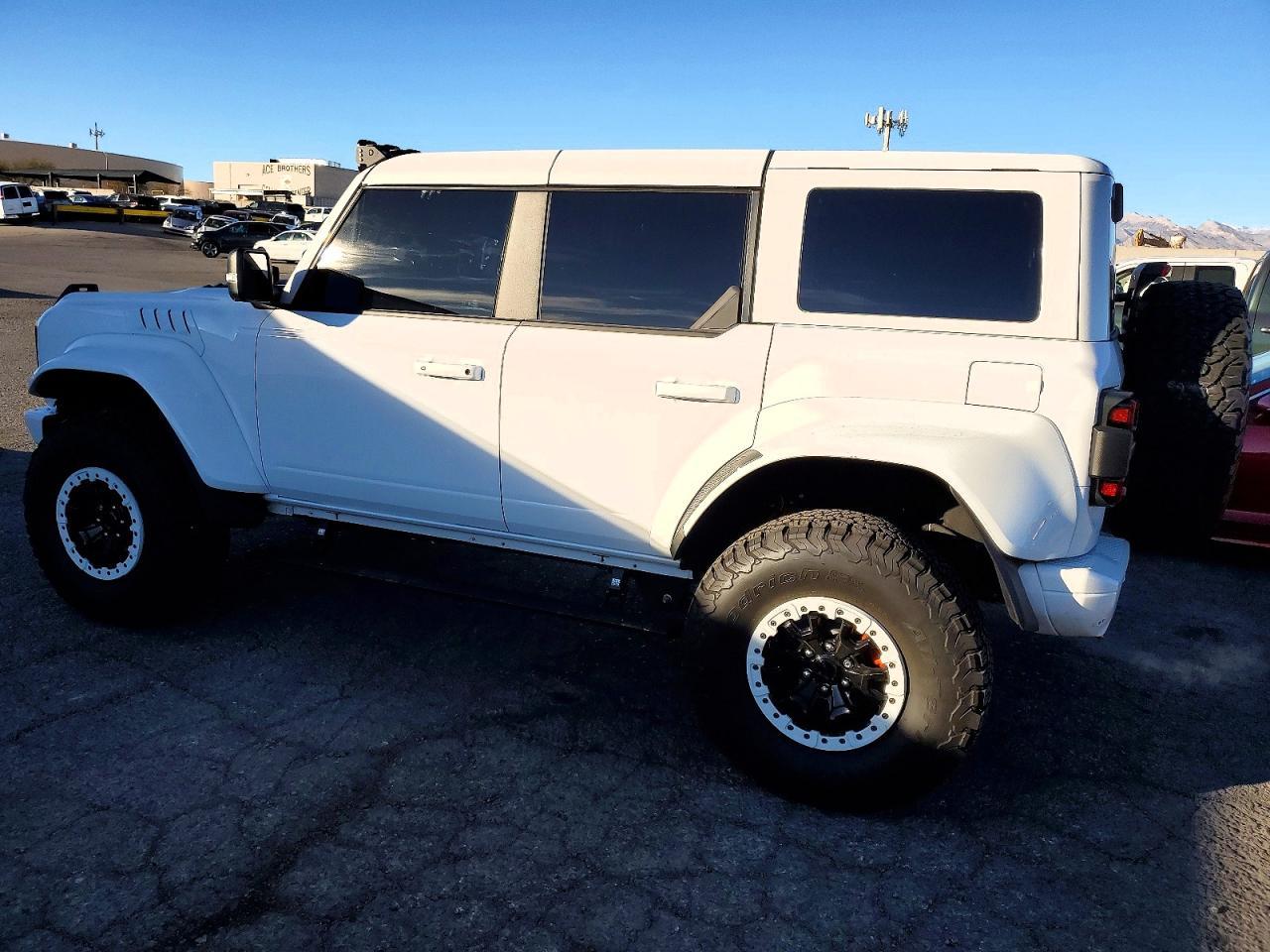 2024 Ford Bronco Raptor - Image 2