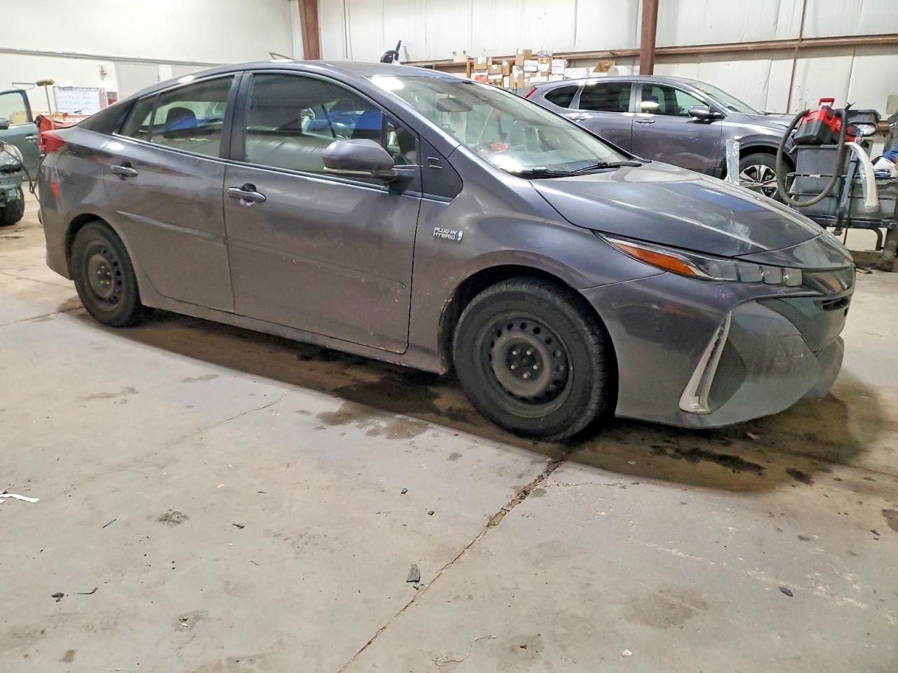 2021 Toyota Prius Prime Le - Image 4