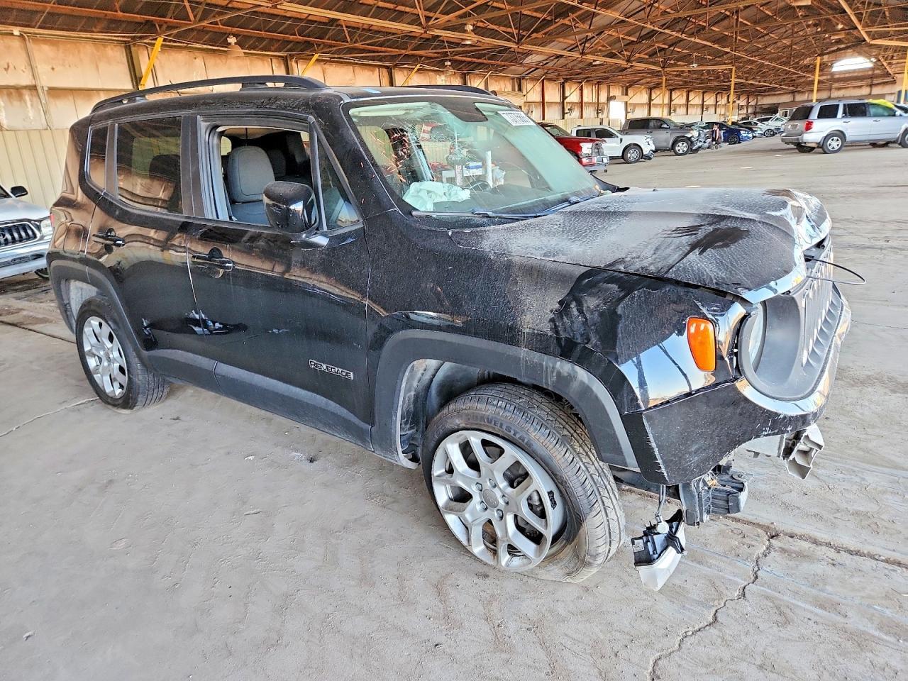 2017 Jeep Renegade Latitude - Image 4