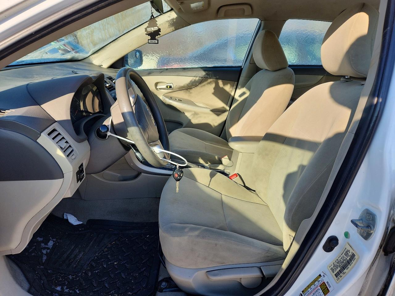 2010 Toyota Corolla Base - Фото 7