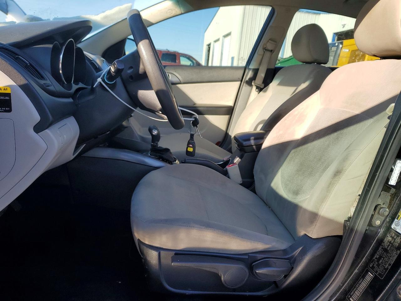 2013 Kia Forte Ex - Image 7