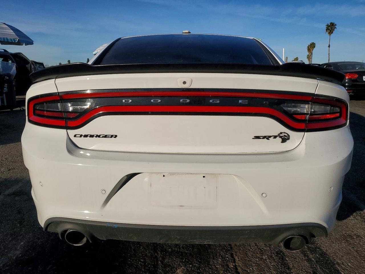 2016 Dodge Charger Srt Hellcat - Image 6