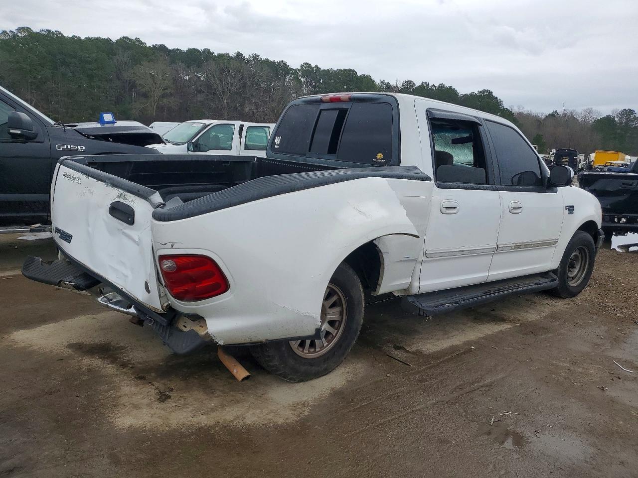 2001 Ford F150 Supercrew - Image 3
