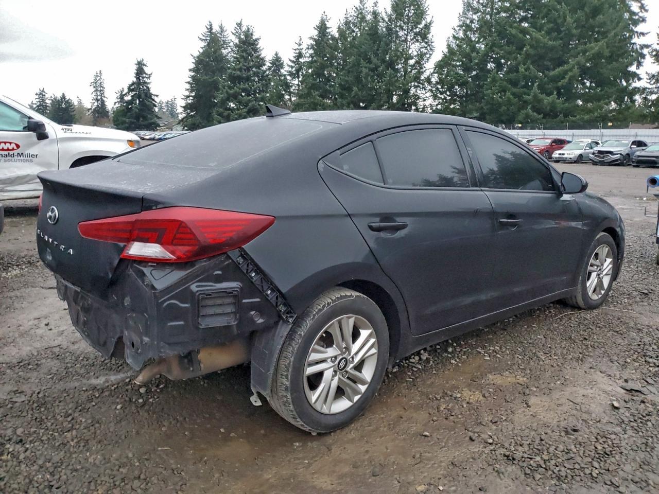 2020 Hyundai Elantra Sel - Фото 3