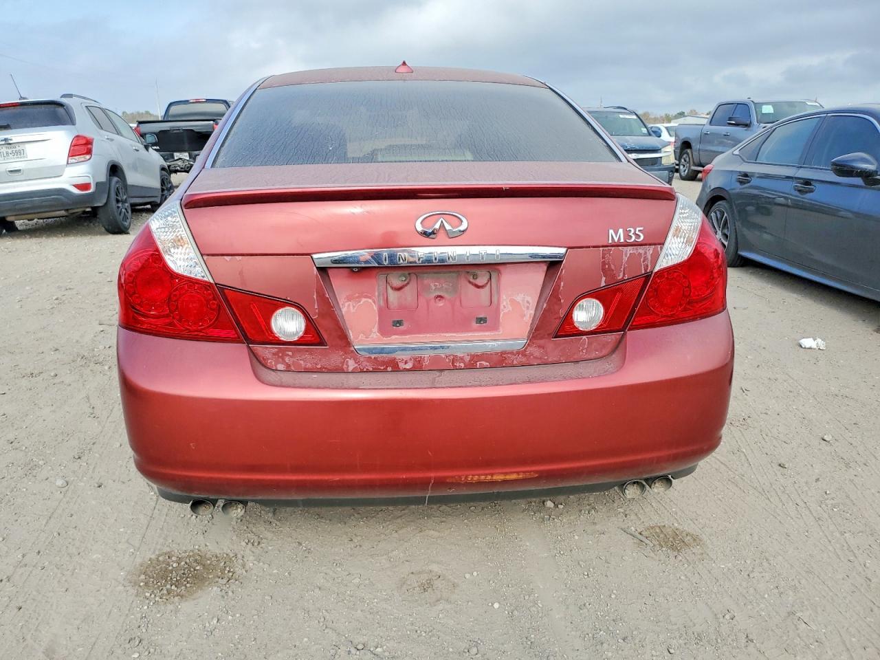 2006 Infiniti M35 Base - Image 6