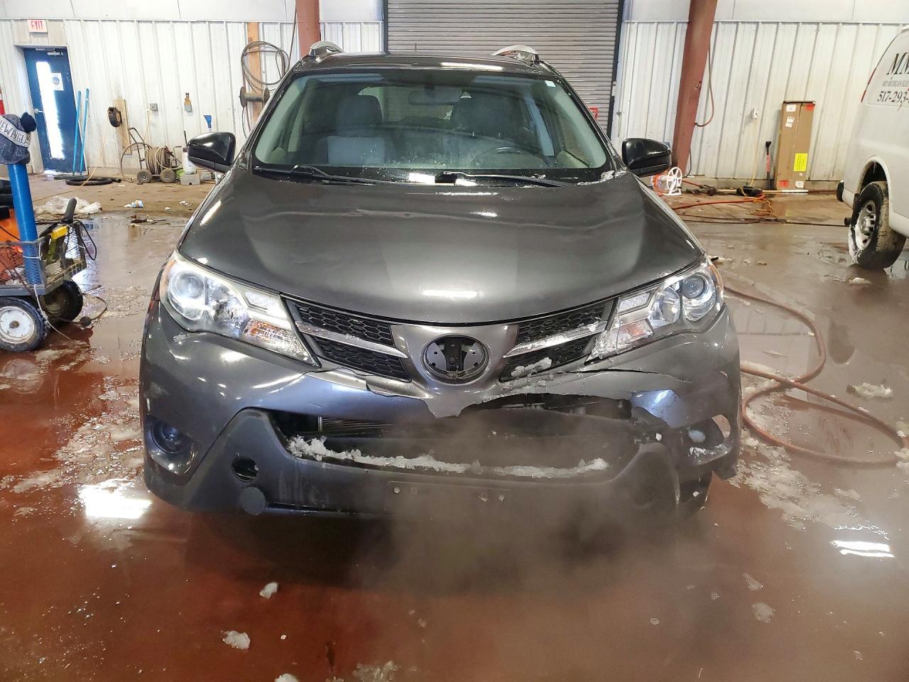 2013 Toyota Rav4 Le - Image 5
