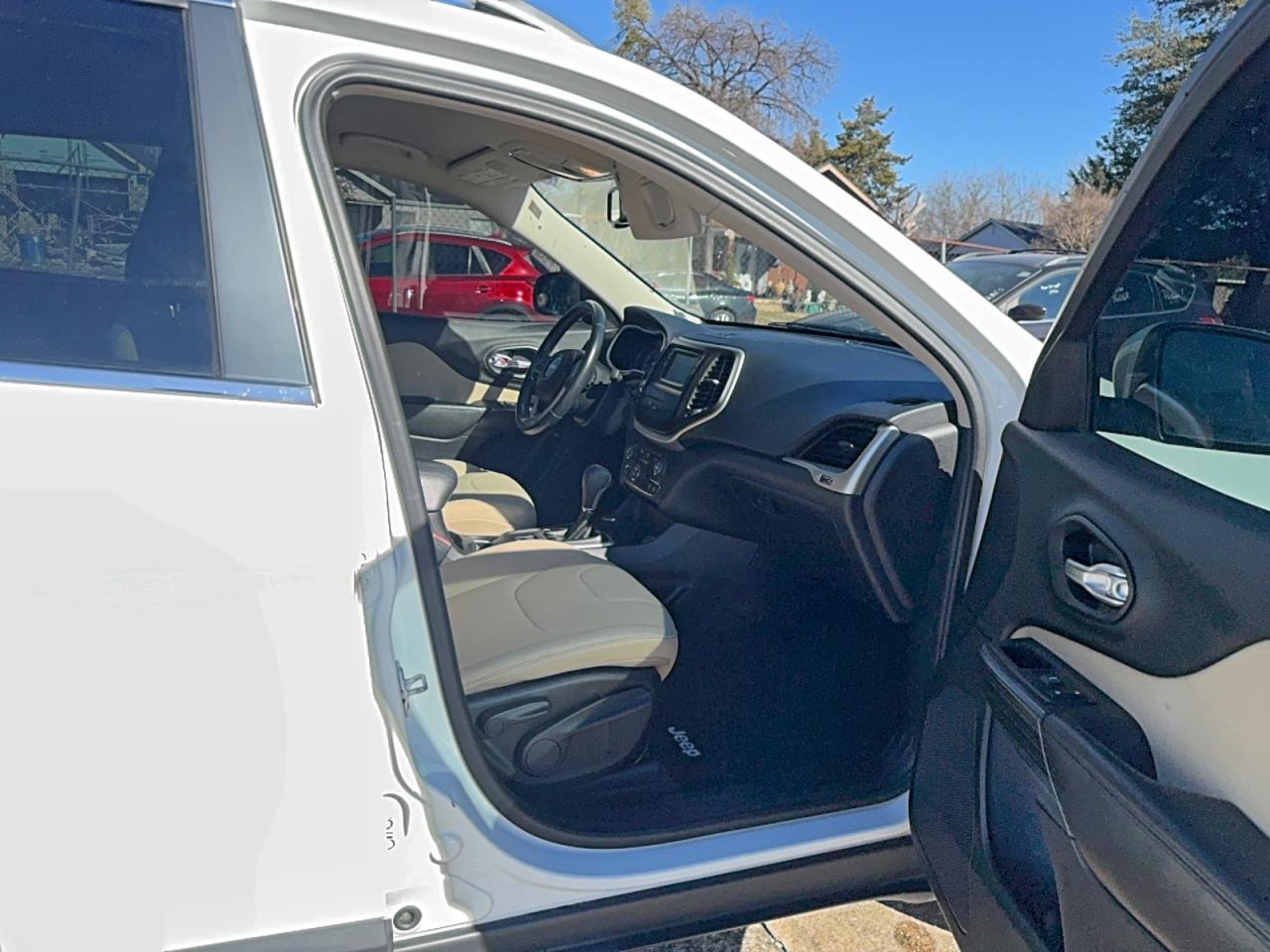 2016 Jeep Cherokee Latitude - Фото 5