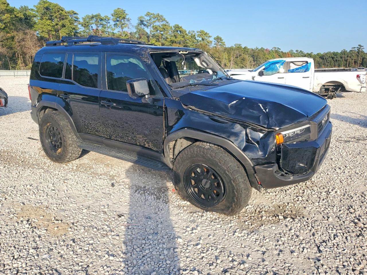 2025 Toyota Land Cruiser Base - Фото 4