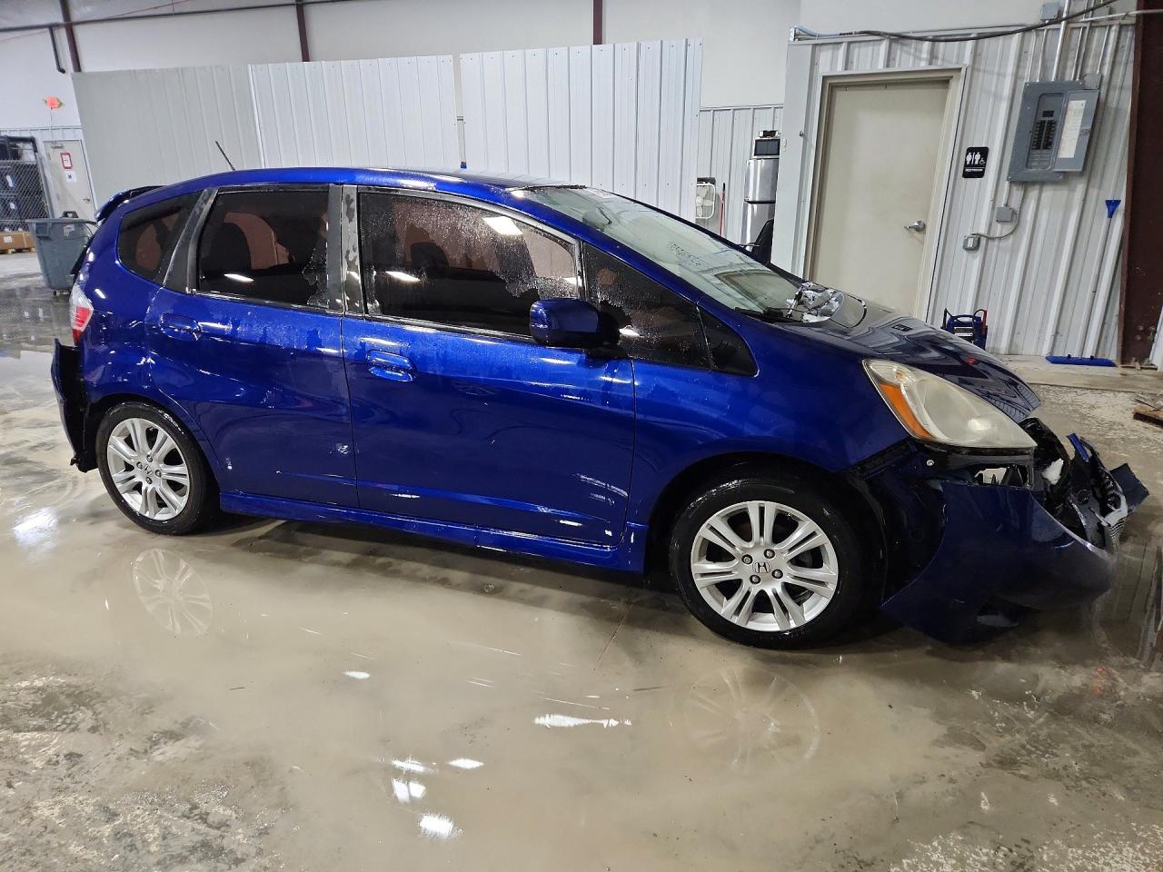 2011 Honda Fit Sport - Image 4