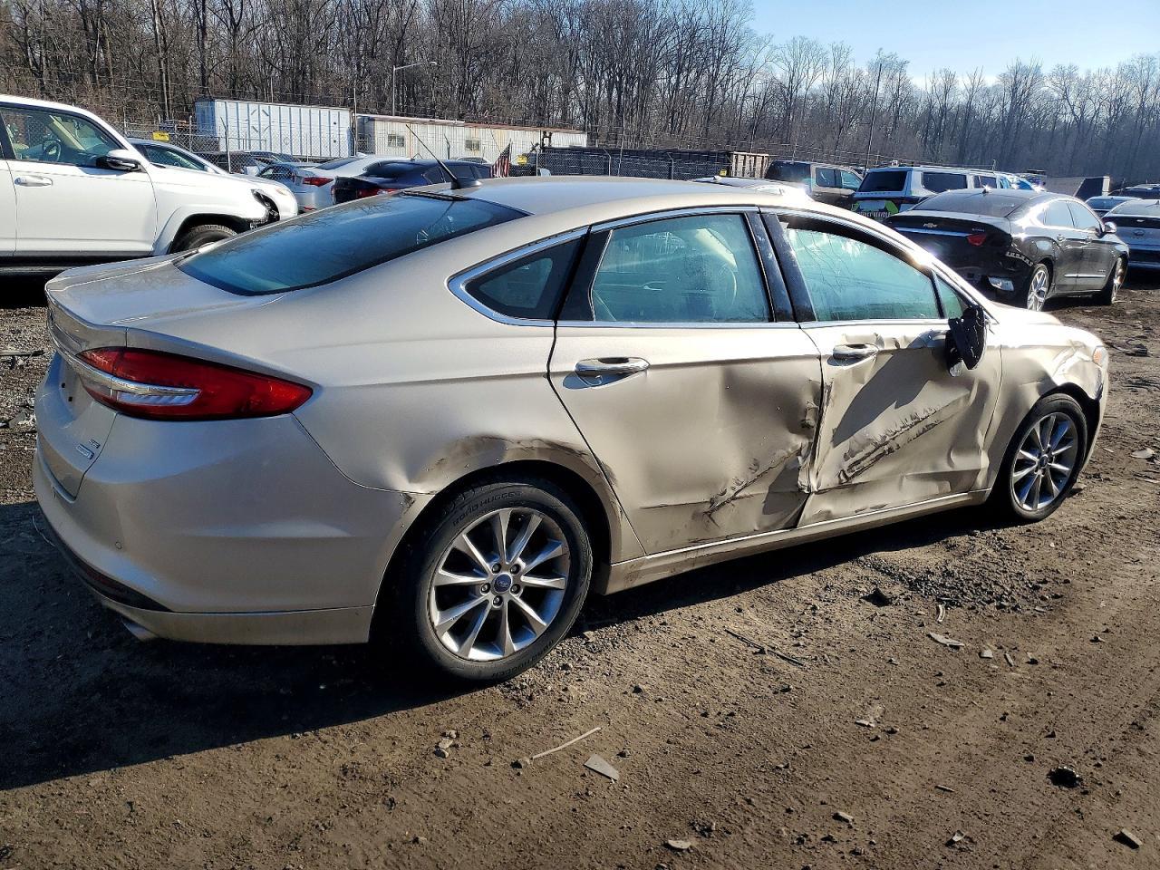 2017 Ford Fusion Se - Image 3