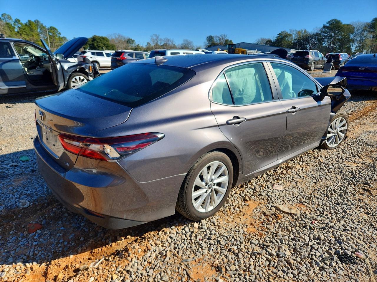 2024 Toyota Camry Le - Image 3