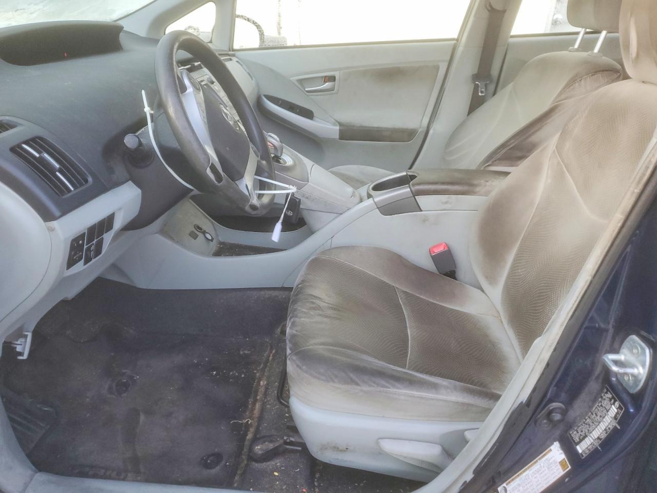 2012 Toyota Prius - Image 7