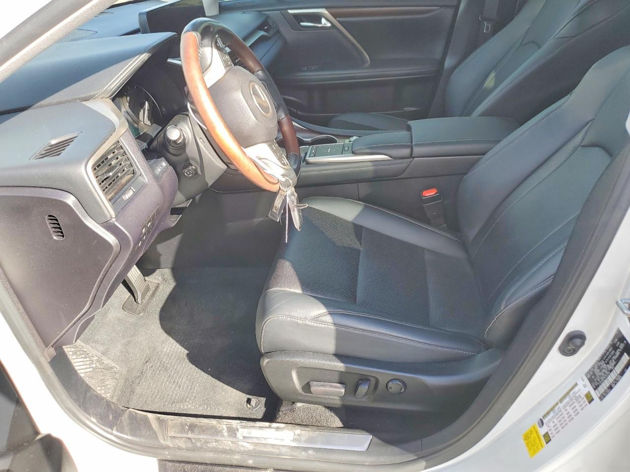 2022 Lexus Rx 350 - Image 7