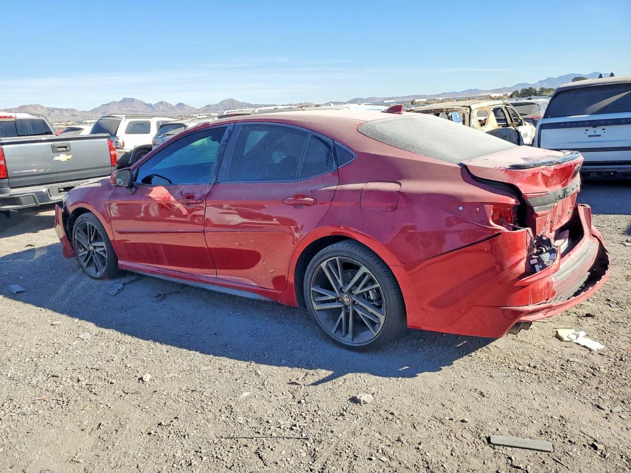 2025 Toyota Camry Xse - Фото 2