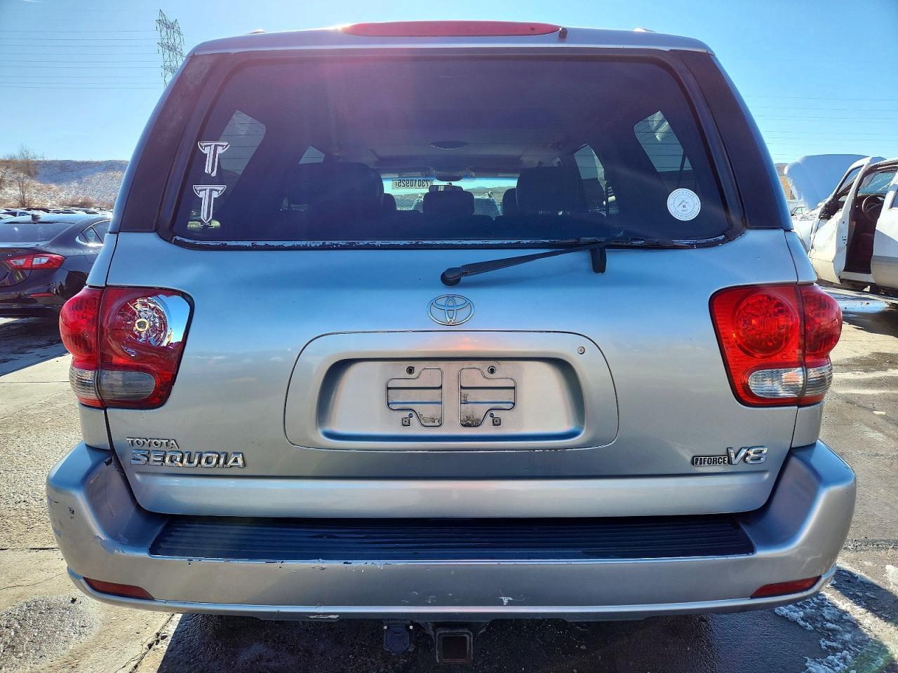 2005 Toyota Sequoia Sr5 - Image 6