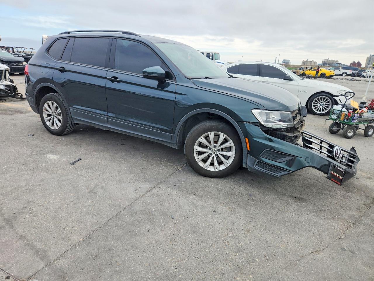 2018 Volkswagen Tiguan S - Image 4
