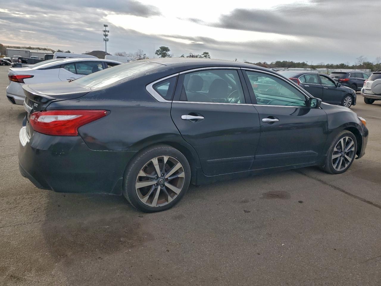 2016 Nissan Altima 2.5 - Фото 3