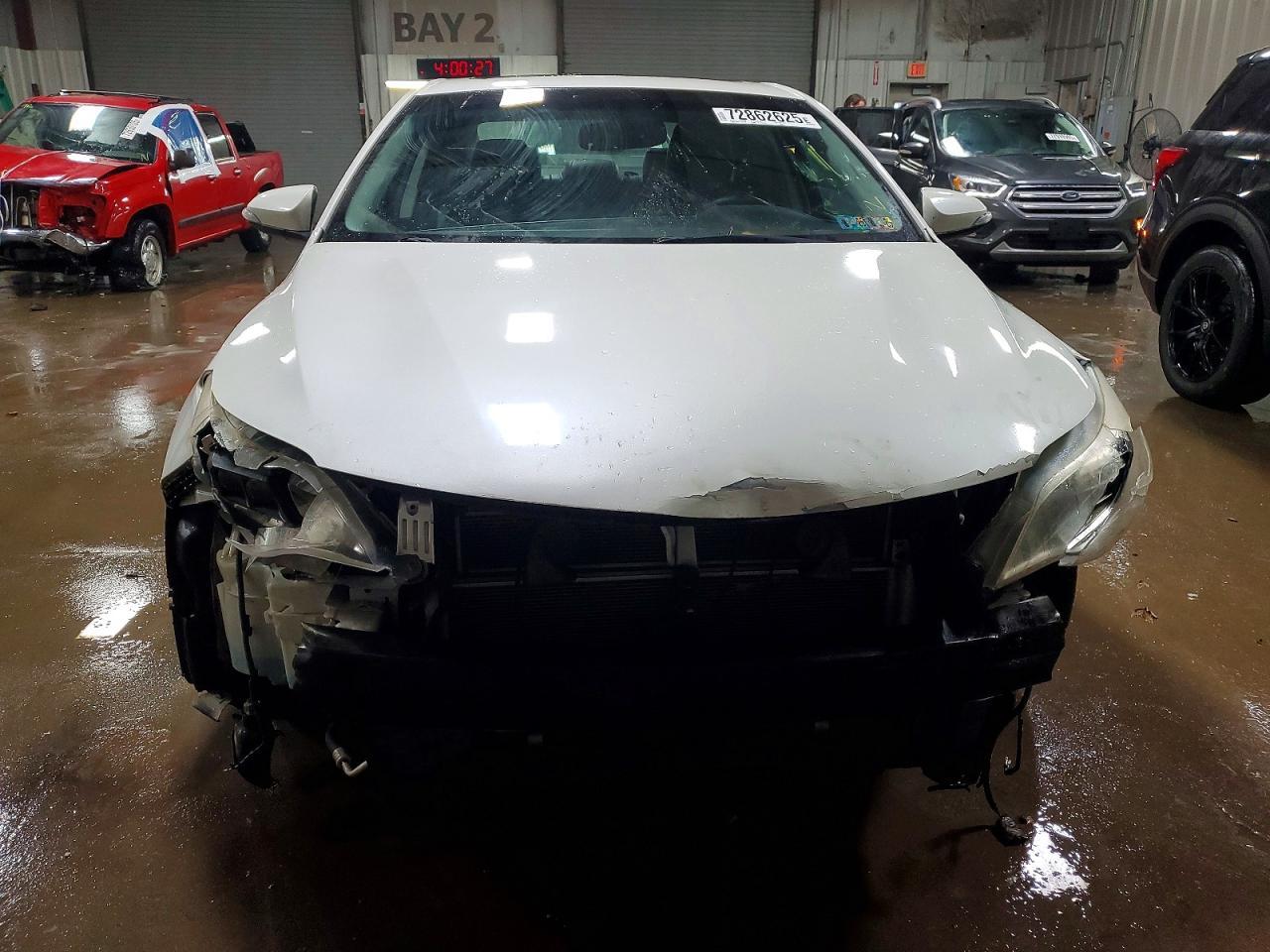 2013 Toyota Avalon Hybrid Xle Touring - Image 5