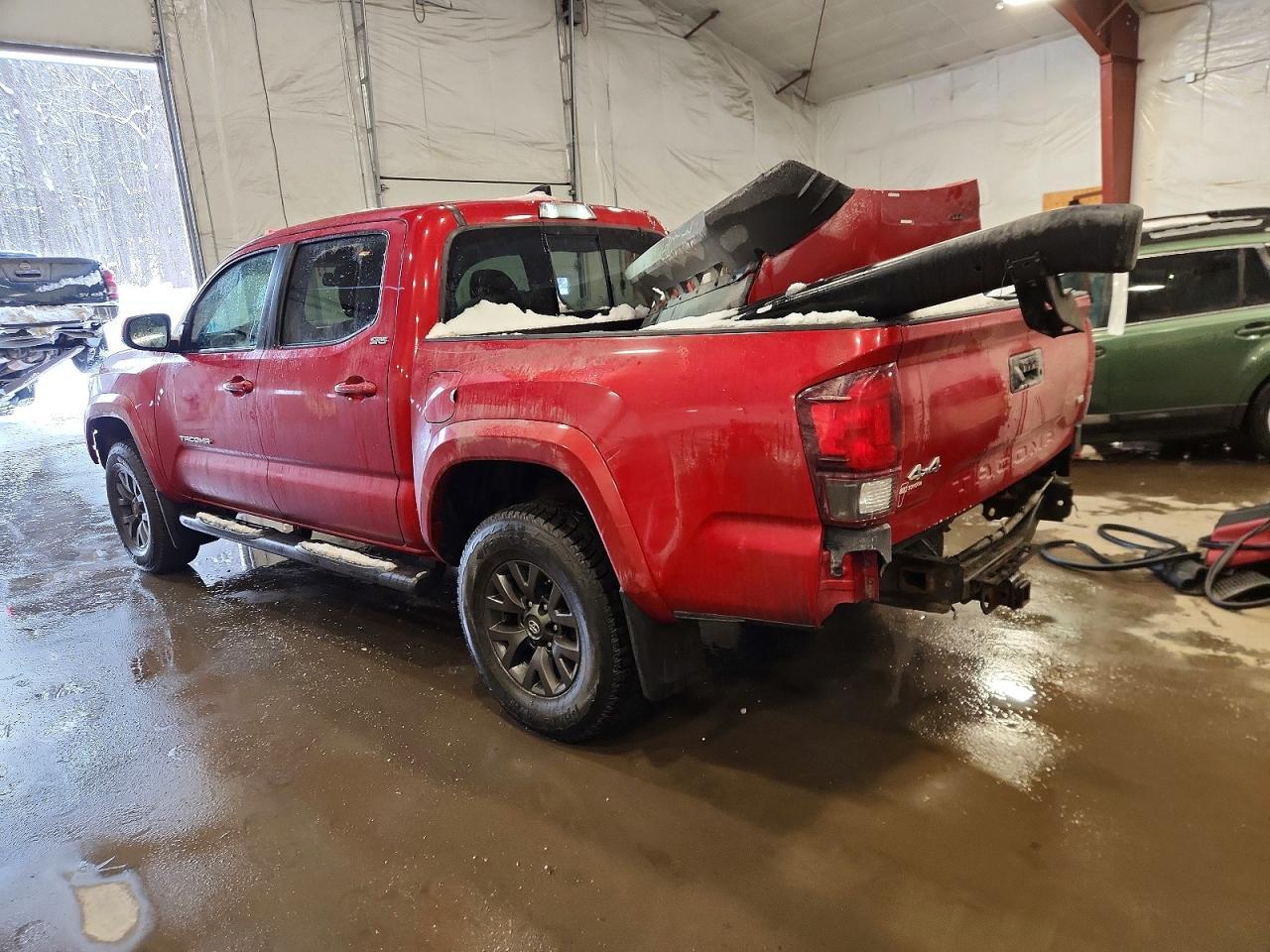 2020 Toyota Tacoma Double Cab - Фото 2