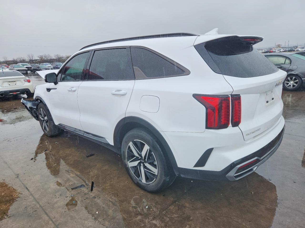 2023 Kia Sorento S - Фото 2
