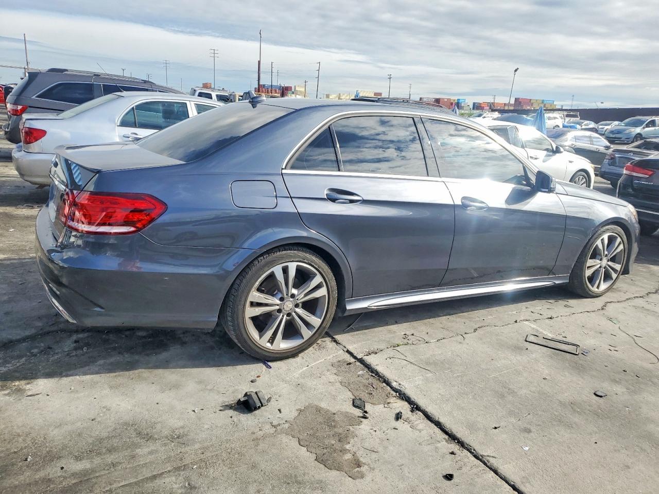 2015 Mercedes-Benz E 350 - Фото 3