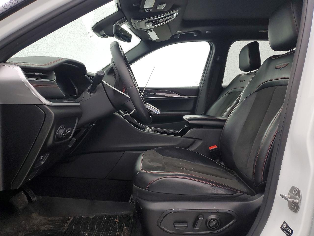 2022 Jeep Grand Cherokee Trailhawk - Фото 7