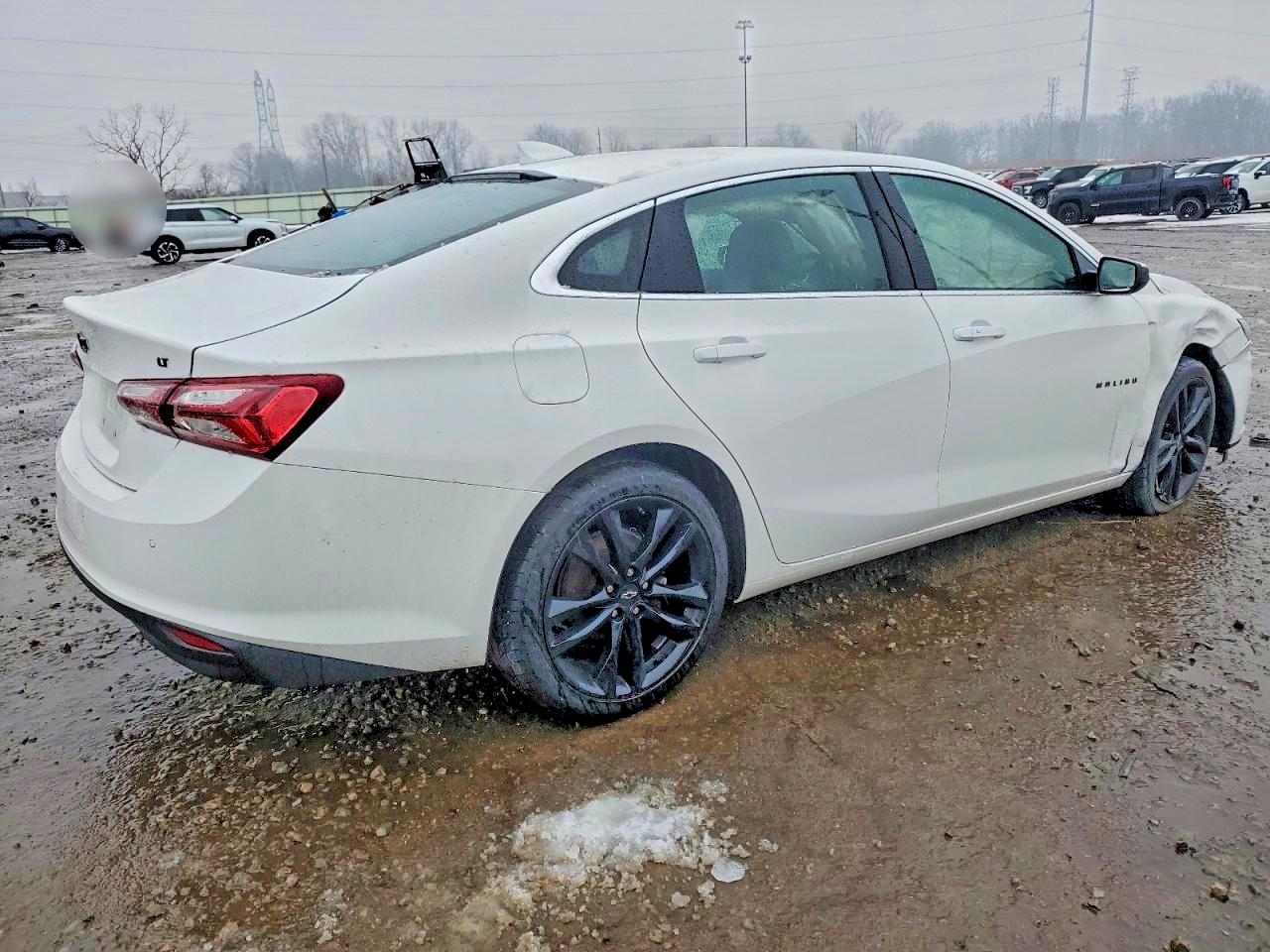 2021 Chevrolet Malibu Lt - Image 3
