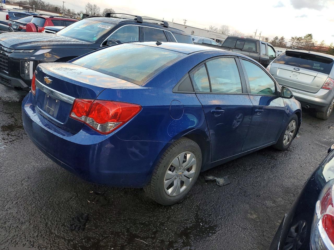 2013 Chevrolet Cruze Ls - Фото 3