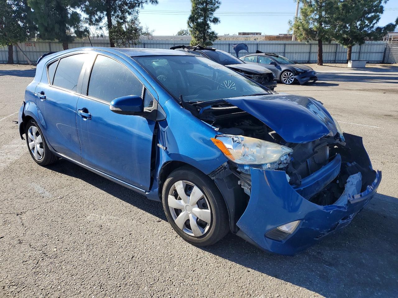 2013 Toyota Prius C - Фото 4