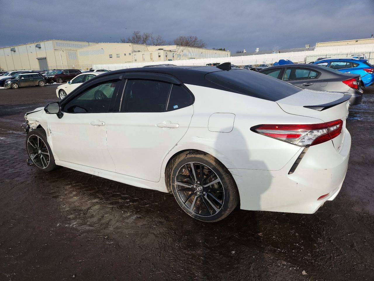 2019 Toyota Camry Xse - Image 2