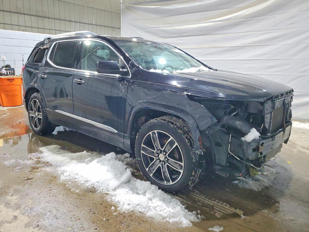 2017 GMC Acadia Denali - Image 4