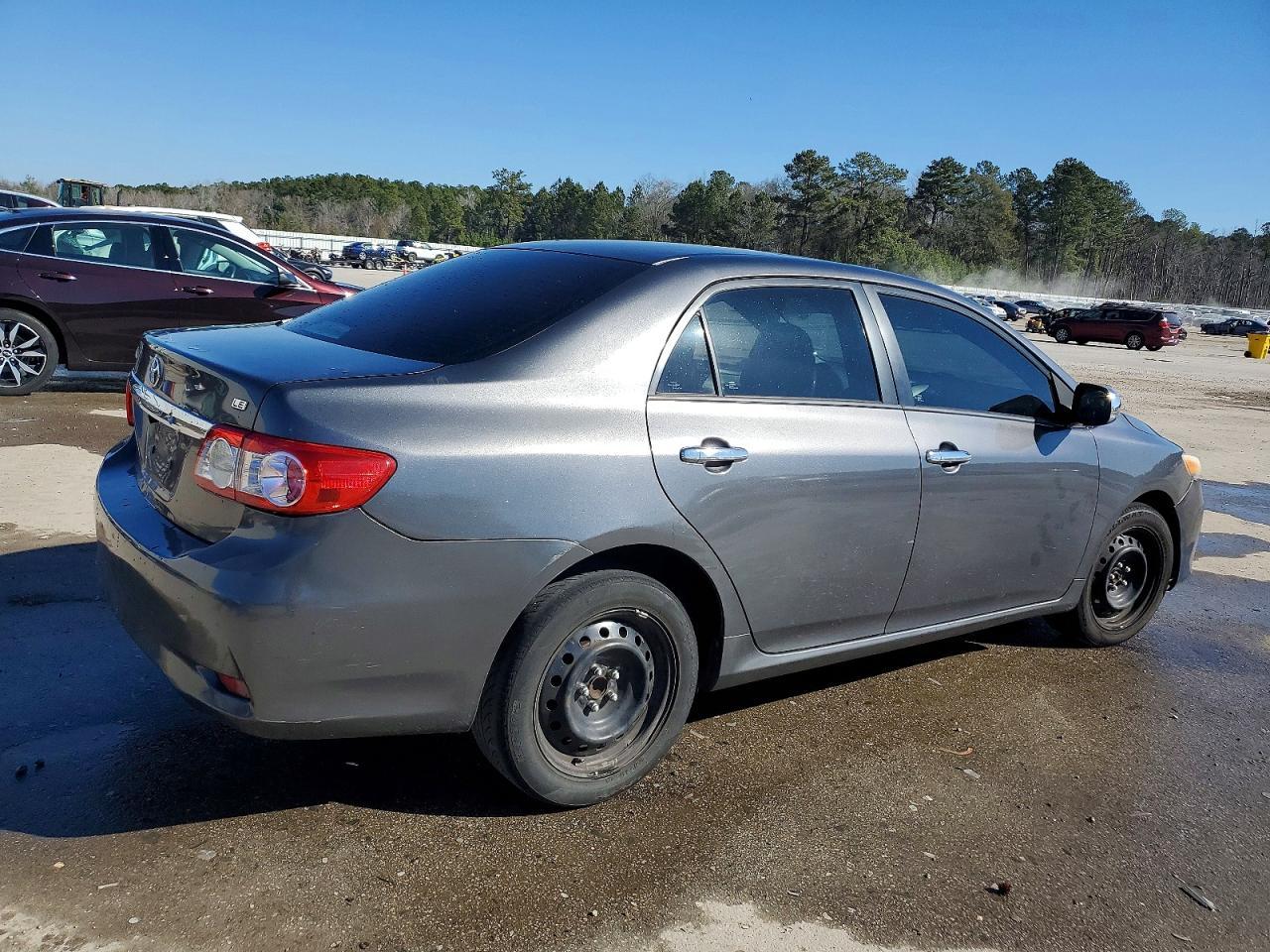 2012 Toyota Corolla Le - Фото 3