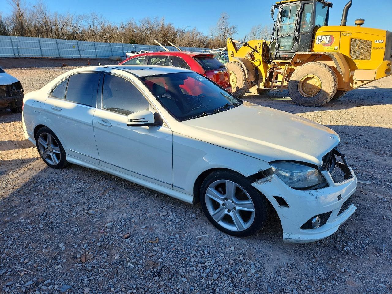 2010 Mercedes-Benz C 300 - Фото 4