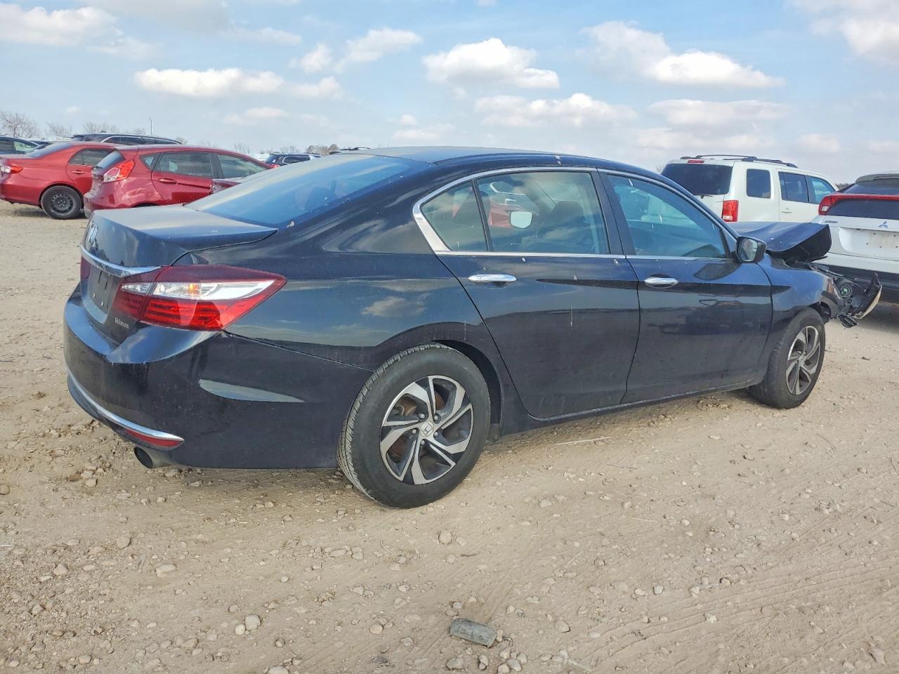 2017 Honda Accord Lx - Фото 3