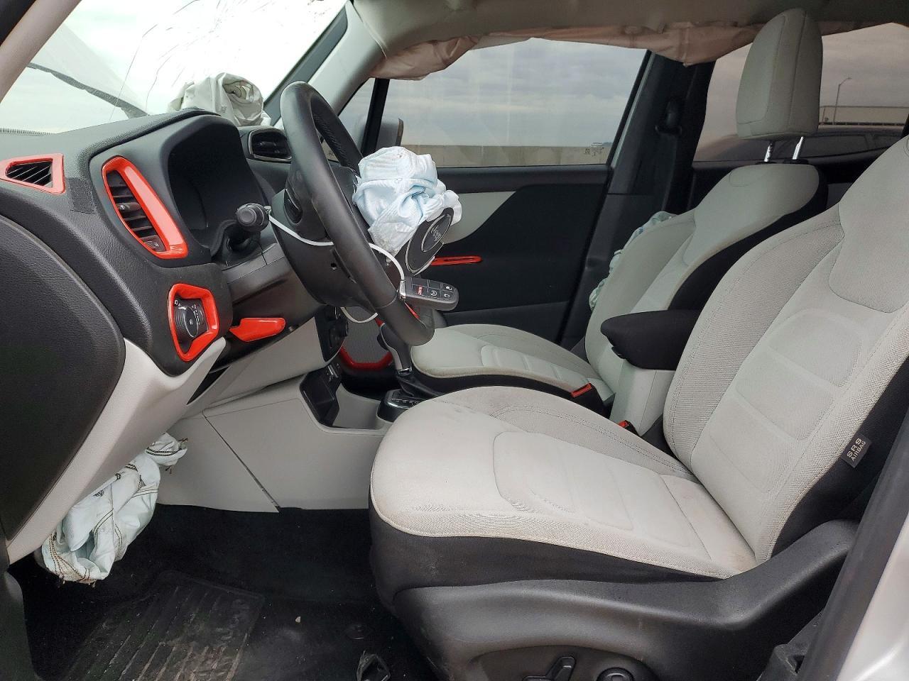 2018 Jeep Renegade Latitude - Фото 7