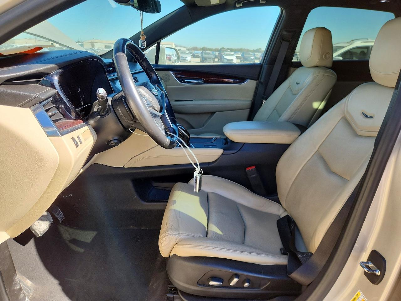 2017 Cadillac Xt5 Luxury - Image 7