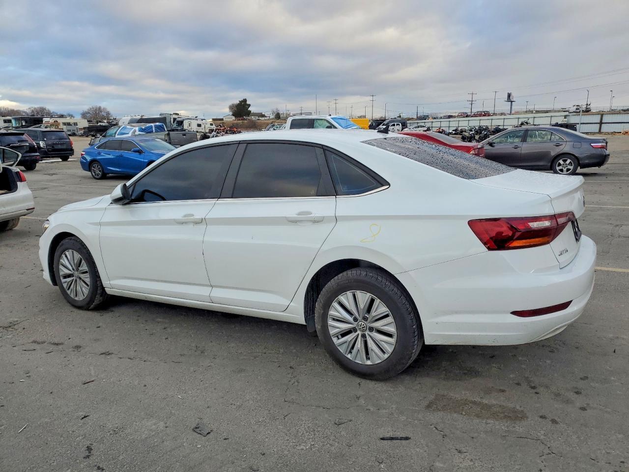 2019 Volkswagen Jetta S - Фото 2