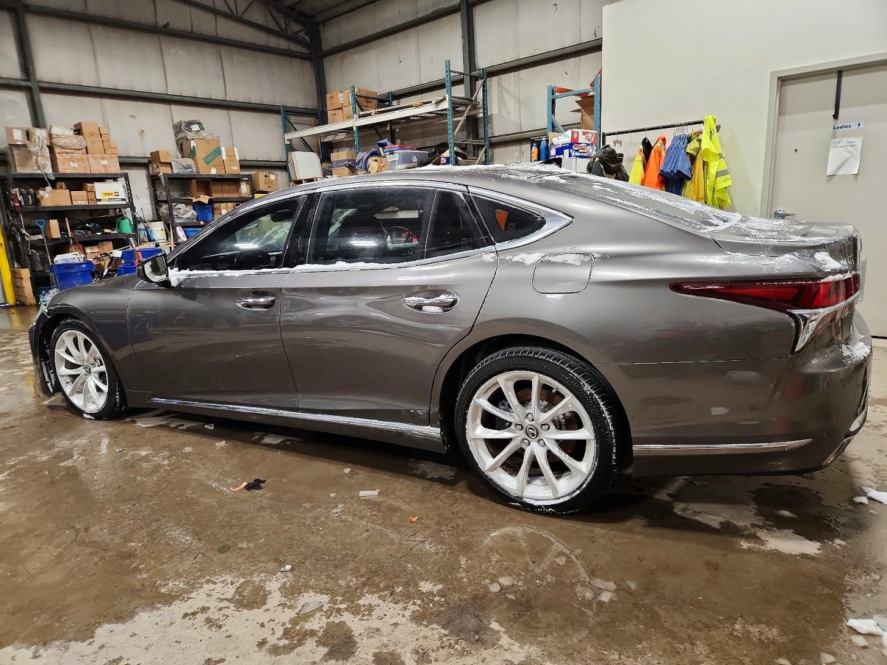 2018 Lexus Ls 500 - Image 2