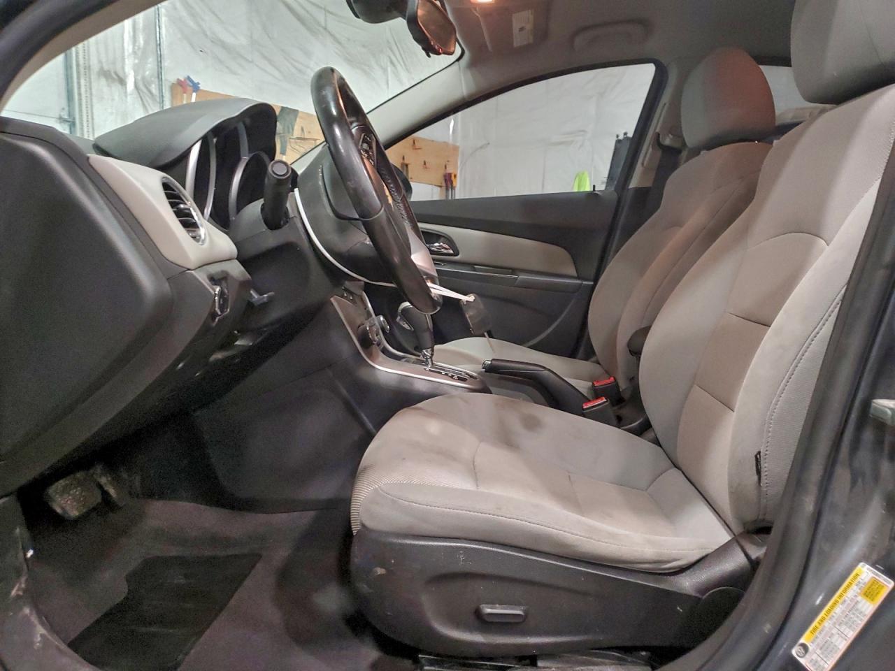 2013 Chevrolet Cruze Lt - Image 7