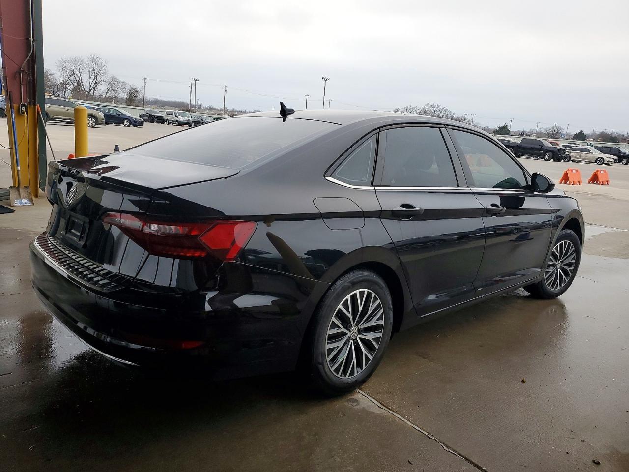 2021 Volkswagen Jetta S - Фото 3