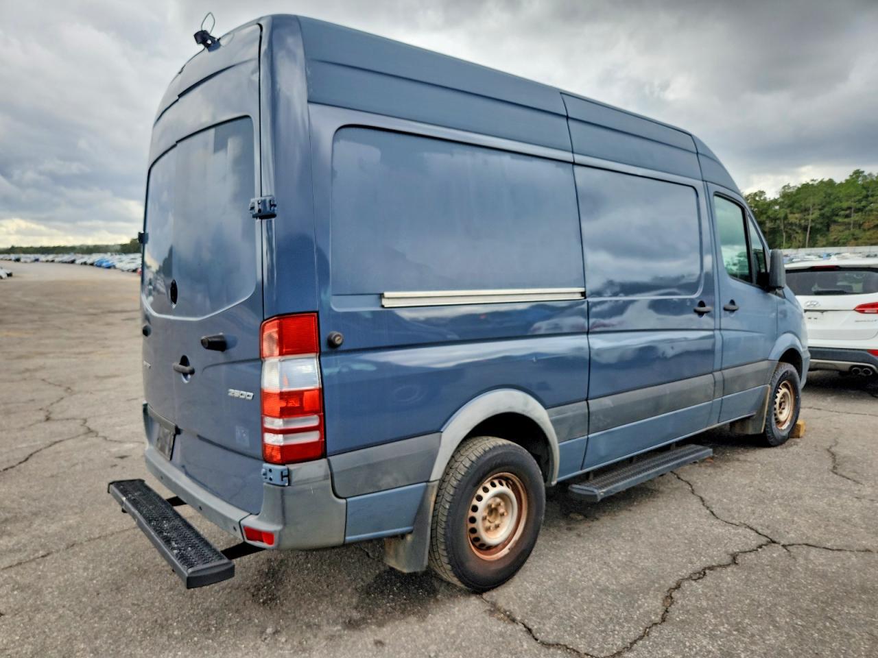 2018 Mercedes-Benz Sprinter 2500 - Фото 3